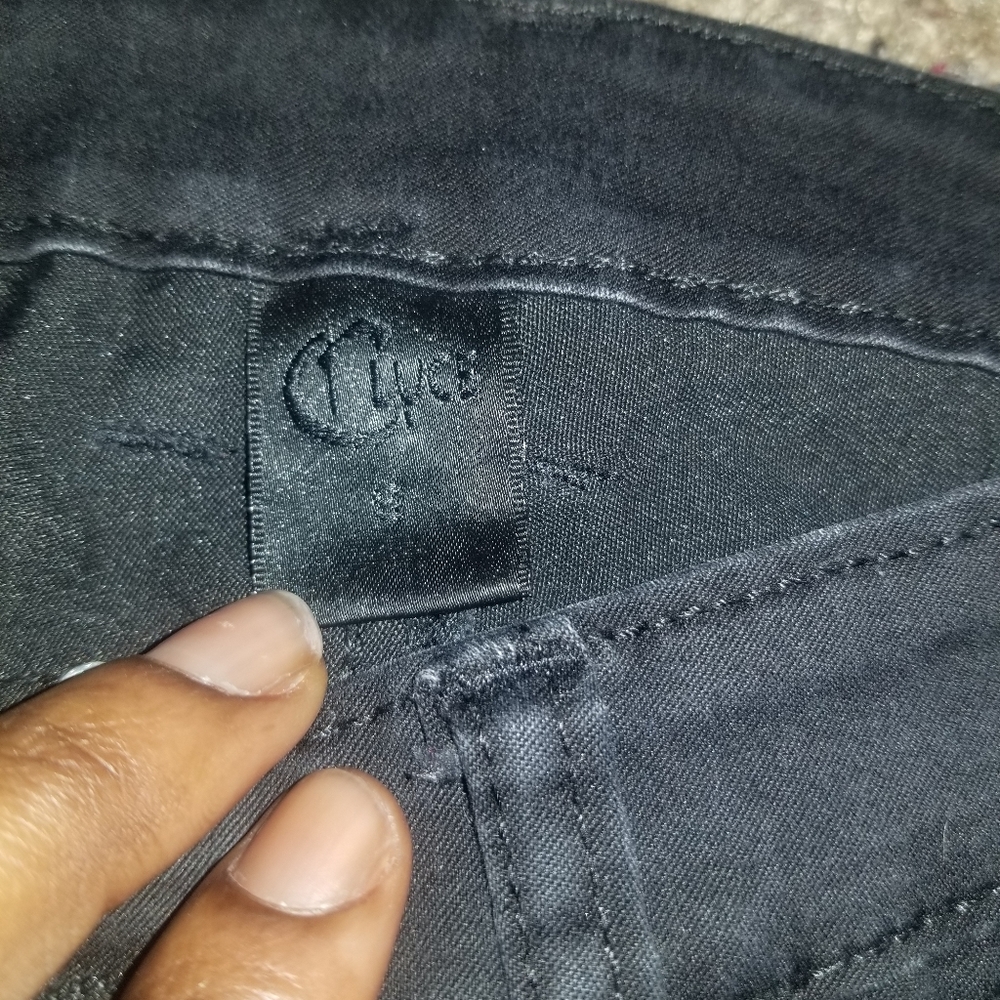 Detailed Jean's - Picture 5 of 5